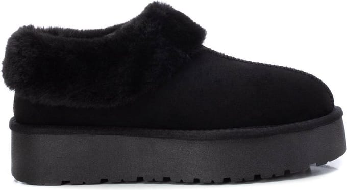 XTI 142211 Huisslippers - ZWART