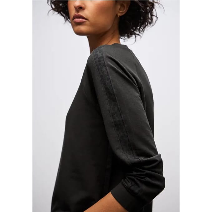 A324190 shirt w.printed galloon