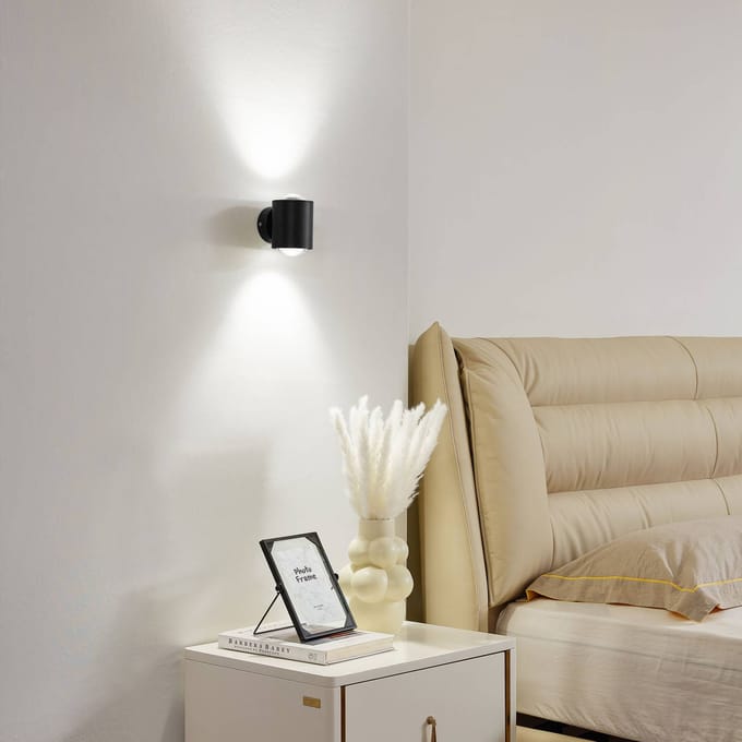 Lindby wandlamp Jyla, zwart, up/down