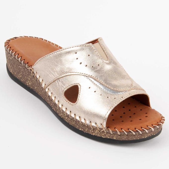 Purapiel Sandalen Met Een Sleehak Leida3 Goud