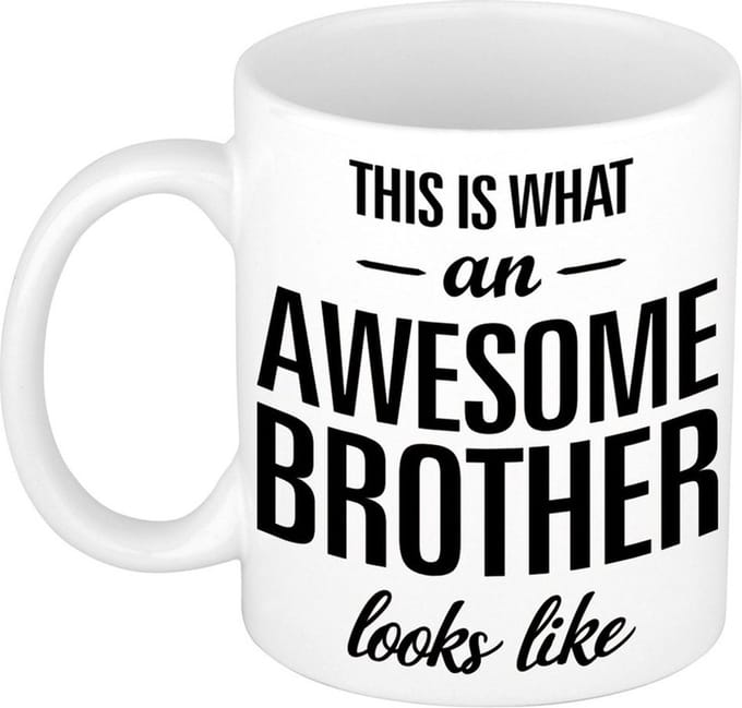 Bellatio Decorations Awesome brother mok - 300 ml - keramiek - beker - magnetronbestendig - vaatwasmachinebestendig