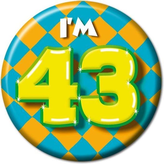 Paper Dreams Button 43 jaar - 55mm