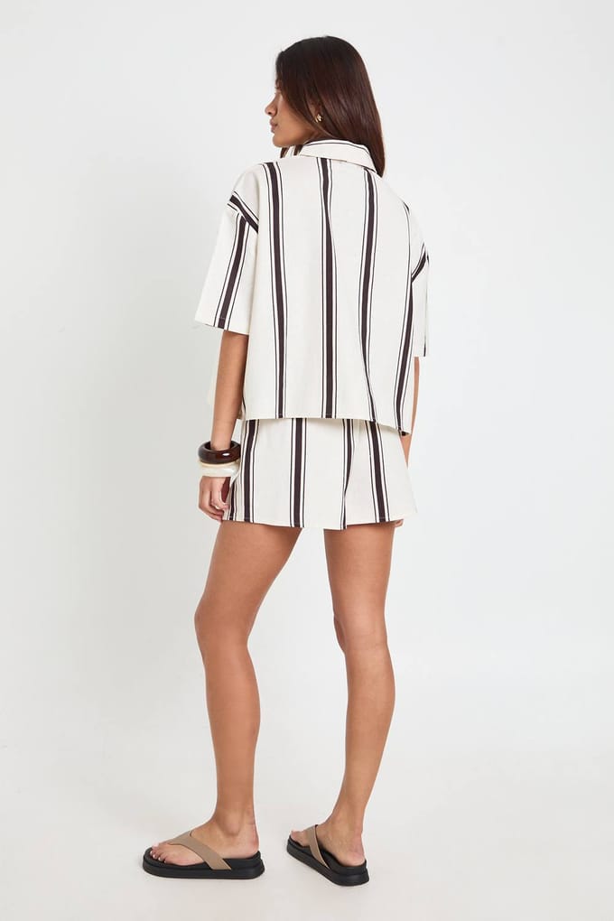 boohoo Dames Gestreept Linnen-look Boxy Shirt & Short Co-ord | Ecru | Maat: 34