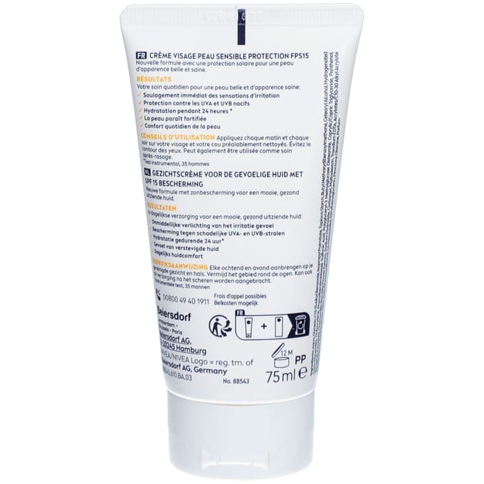 NIVEA MEN Sensitive Hydraterende Gezichtscrème - Moisturizer - Dagcrème - Moisturizer - SPF 15 - Gevoelige huid - Met kamille en vitamine E - 75 ml