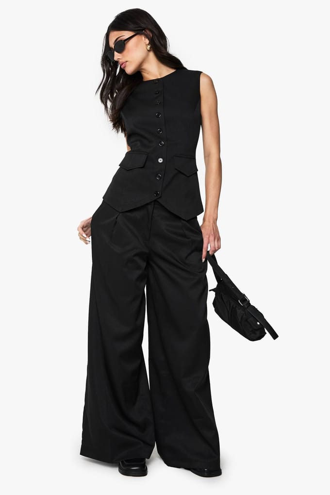 boohoo Dames Contrast Button Longline Aangesneden Getailleerd Vest | Zwart | Maat: 36