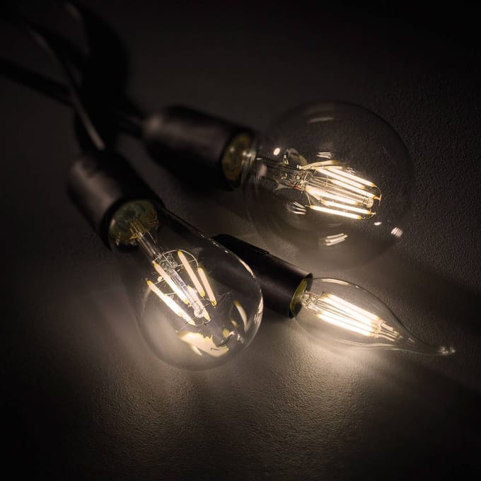 Trio Lighting LED filament lamp E27 8W Switch dimmer, 2.700K