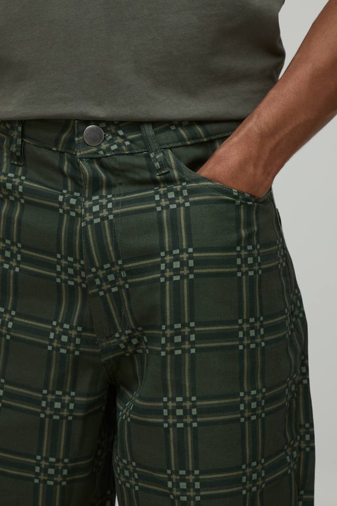 Baggy Longline Geruit Twill Short | Khaki | Size 36