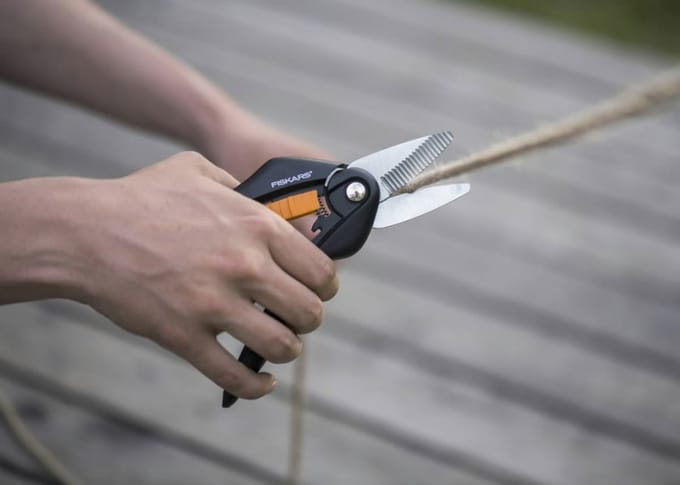 Fiskars SP28 Singlestep Universele Schaar - 20 cm