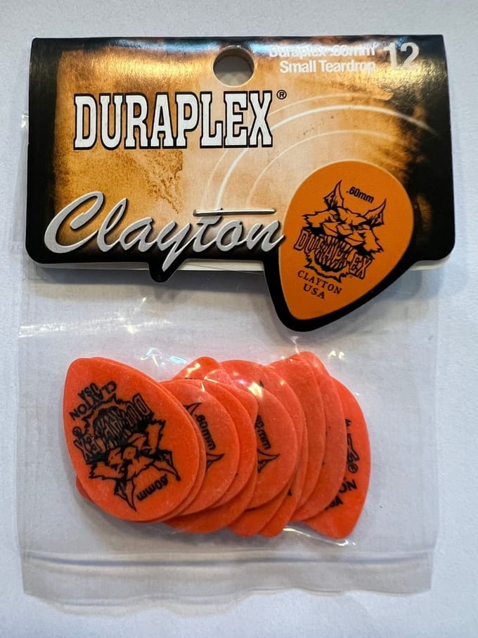 Clayton - Duraplex - small teardrop plectrum - 0.60 mm - 12-pack
