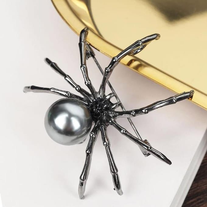 1Pc Spider Broche Vrouwelijke Corsage Geschenken Mannen Accessoires Mode-sieraden grijs