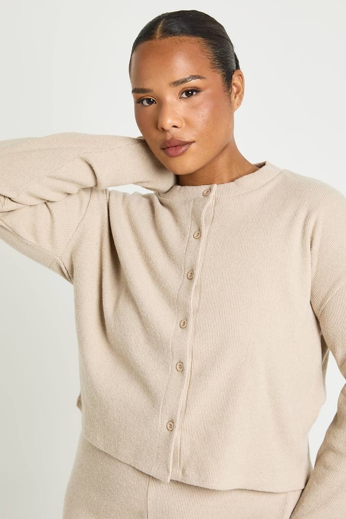 boohoo Dames Plus-knop Voorkant Gebreide Zachte Rib-top | Steen | Maat: 50