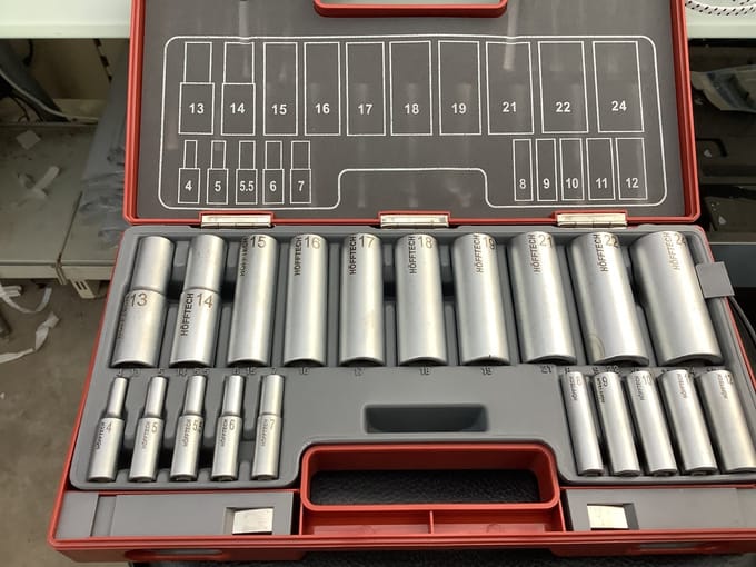 Doppenset 20dlg chroom vanadium. Hofftech 1/4 en 1/2.. 4 tot 24mm.