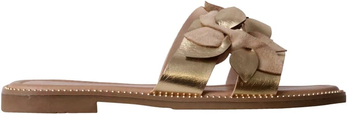 Sandalen om aan te trekken