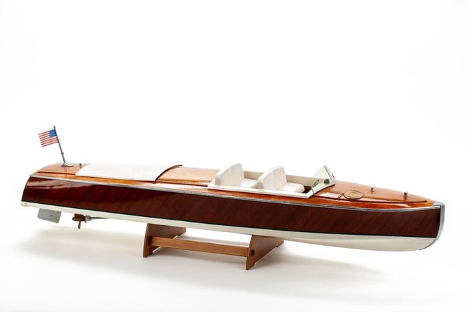 Billing Boats 710 Phantom speedboot