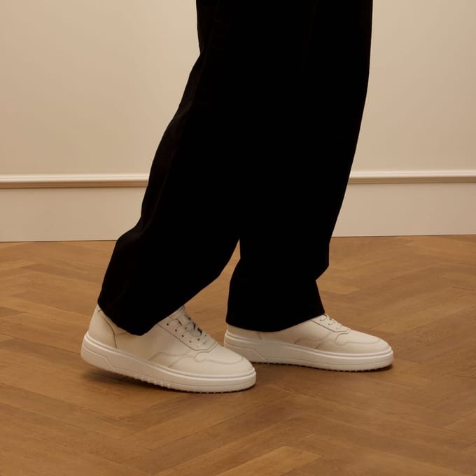 Manfield - Heren - Witte leren sneakers - Maat 45