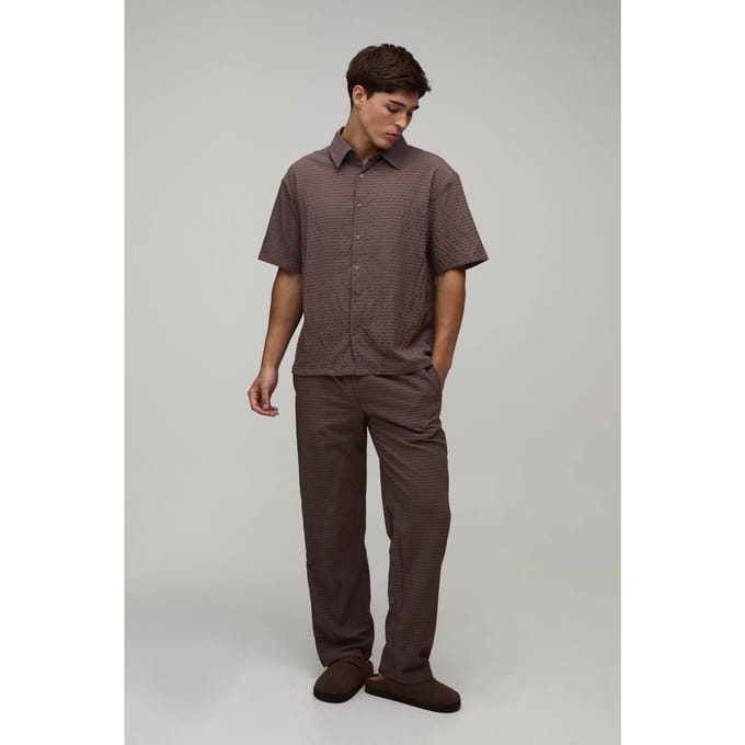Gestreepte Seersucker Oversized Shirt & Relaxed Broek Set | Chocolate | Size Medium