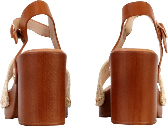 Sandalen met hak en bandjes