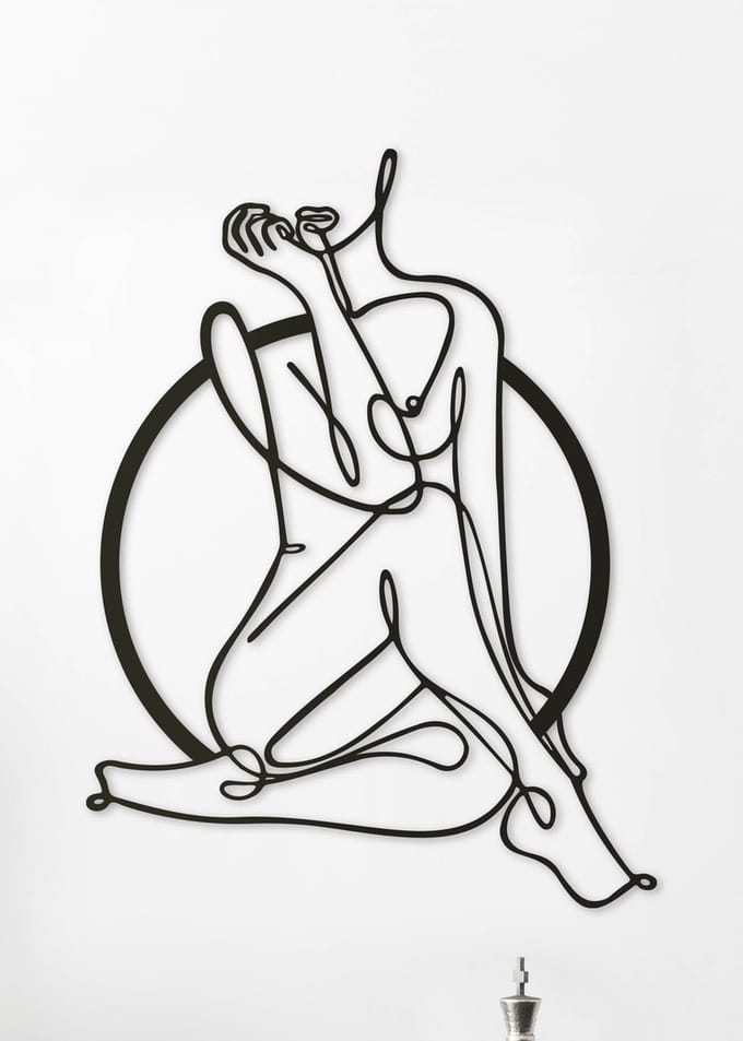 Wanddecoratie | woman in circle - L (45x60cm)