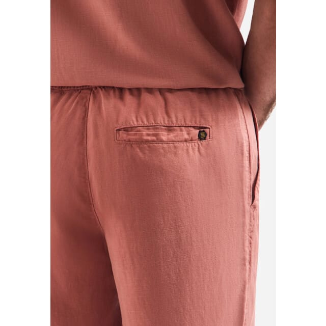 No Excess Short chino with linen, garment dye coral