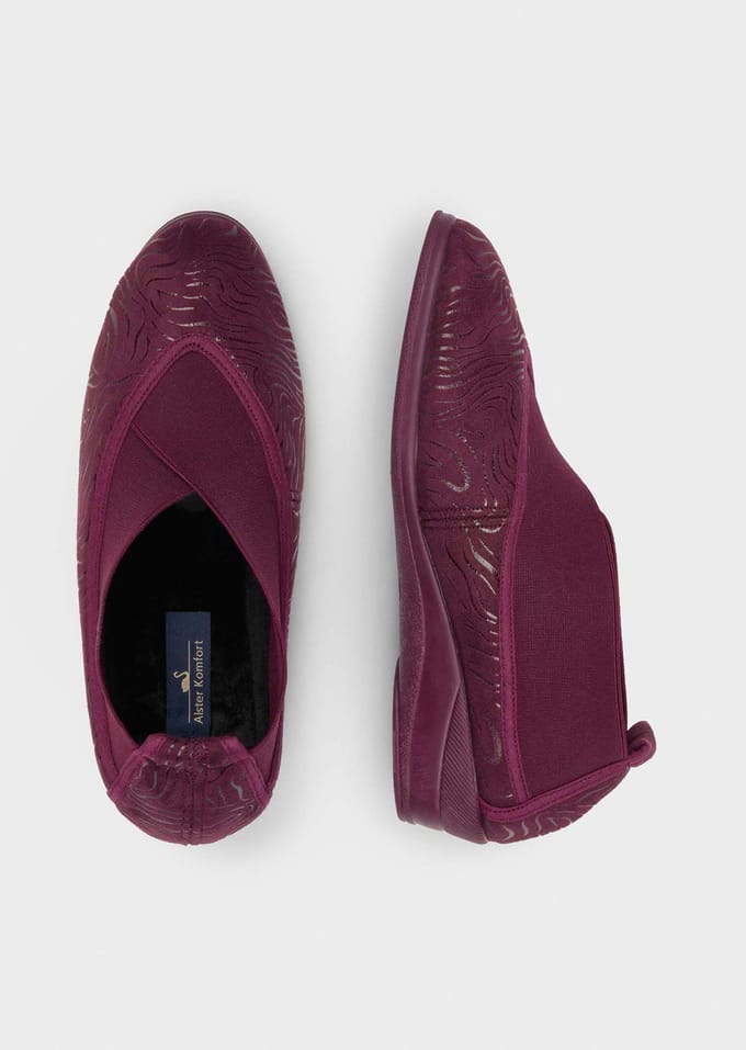 Pantoffels met elastiek en zool met grip - bordeaux - Gr. 40 van Goldner Fashion