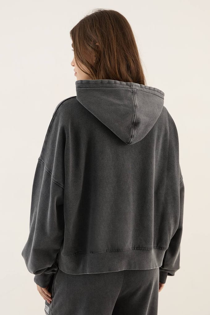 Dames Dsgn Studio Collegiate Bedrukte Doorlopende Rits Boxy Hoodie | Houtskool | Maat: Medium