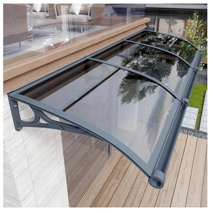 Terrasveranda luifel – Gebogen deur en raamoverkapping voor optimale UV-bescherming