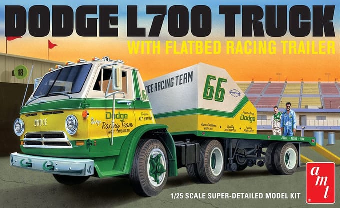 AMT Modelbouwpakket Auto - 1368 Dodge L700 1966 Truck met Flatbed Racing Trailer Plastic - 1:25 - Modelbouw