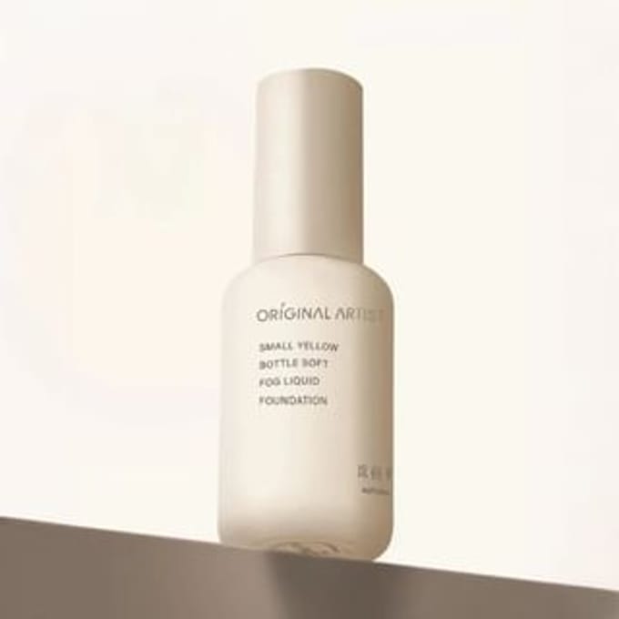 ORIGINAL ARTIST - Yellow Bottle Matte Liquid Foundation - 4 Colors W02# Ivory - 30g