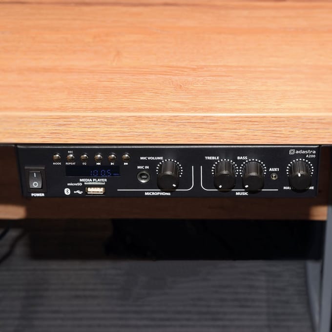 Adastra A200 Stereo Versterker 2 x 100W Met Bluetooth en Mic aansluting