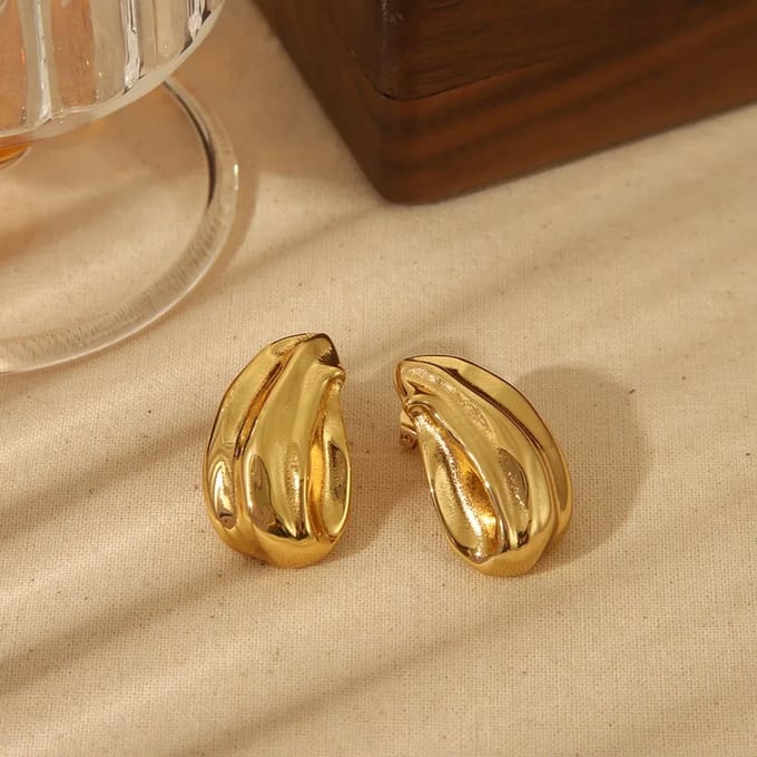 JewelGalerie-Oorbellen-Studs-Statement-Goud