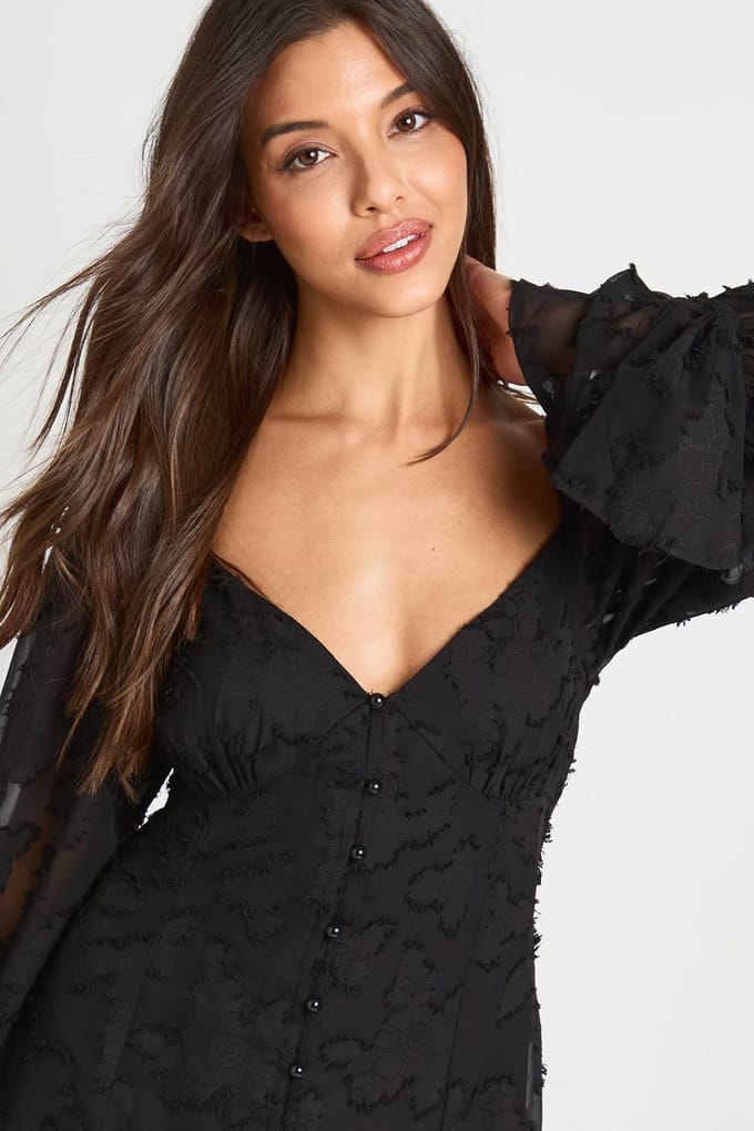 boohoo Dames Burnout Bloemen Godet Zoom Mini Jurk | Black | Maat: 8