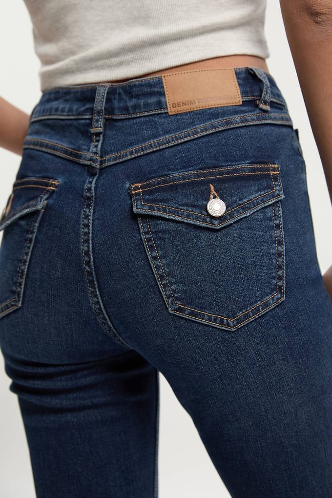 boohoo Dames Midden taille Y2K Bootcut jeans | Indigo | Maat: 36