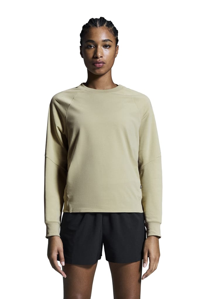 On Studio Crew 1 W Caper Caper Maat: M | Longsleeves Outlet | Dames | Beige