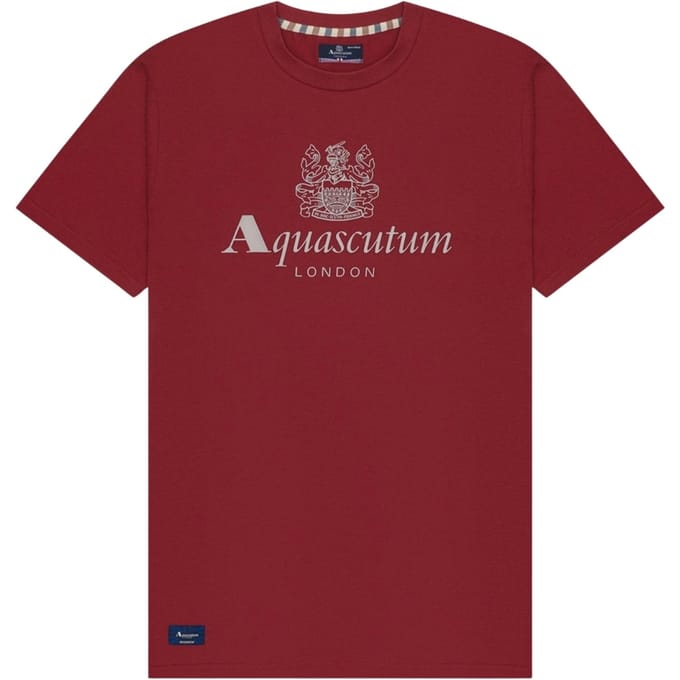 Aquascutum Active Beach Basic T-shirt Met Groot Logo In Bordeauxrood