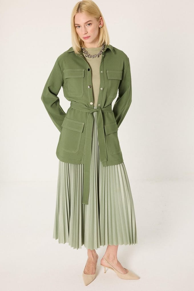 Touché Privé - Overshirt met contraststiksels en riem - Khaki - Dames