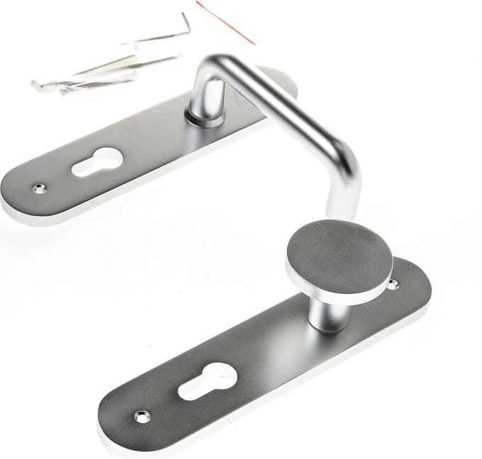 Knop-/krukgarnituur aluminium op schild 45x210mm, D-model F1 afgerond model PC72 RS