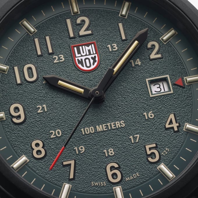 Luminox Atacama Field Rubber Strap Green Dial Quartz XL.1977 100M Herenhorloge groen