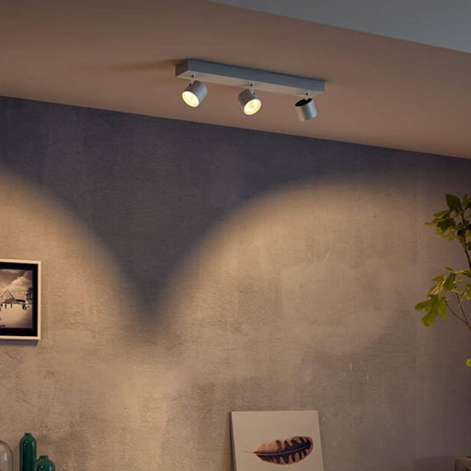 Philips Drievoudige LED spot Ster, warmglow, wit