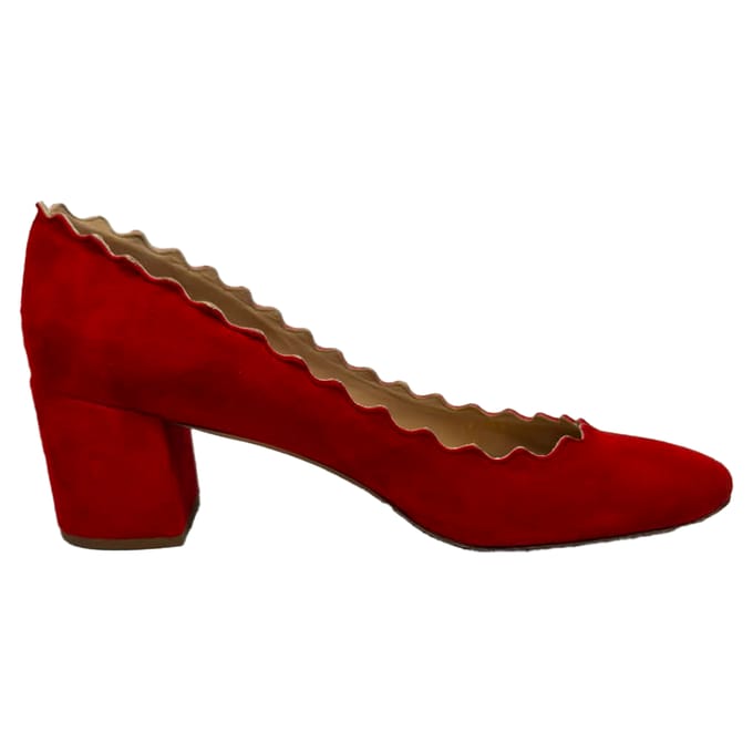 Chloé Lauren Scallop Blokhak Pumps in Rood Suède