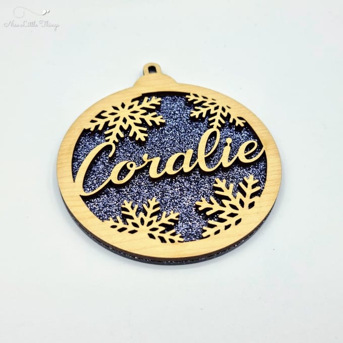 [Nice Little Things] Multilayer kerstbal glitter - Met naam - Zwart - Esdoorn