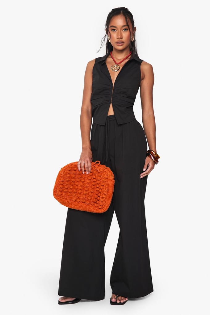 boohoo Dames Gerafeld Poplin Mouwloos Gilet | Zwart | Maat: 40