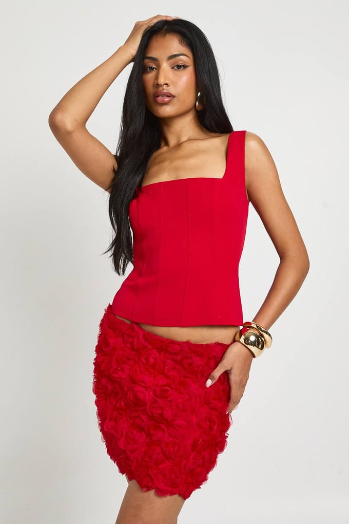 boohoo Dames Crepe Rose Mini Rok | Red | Maat: 12
