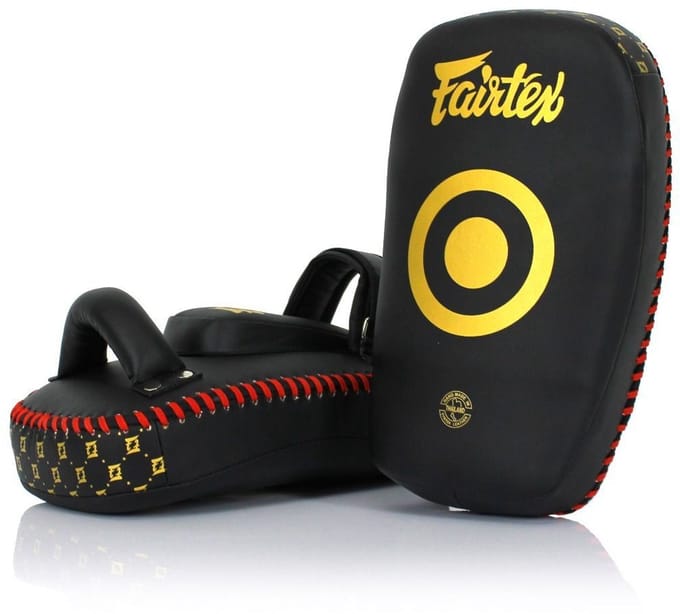 Fairtex KPLC5 Serie - Training Tarcze - Czarno-Złote - Small - Ergonomische Vorm