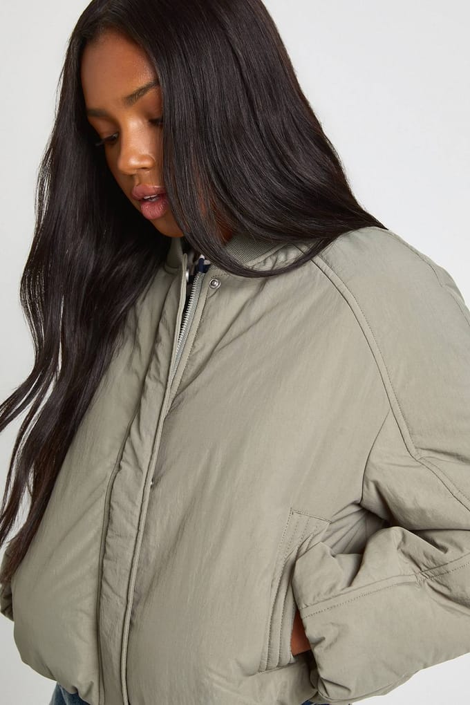 boohoo Dames Oversized Bomber Jacket | Sage | Maat: 14