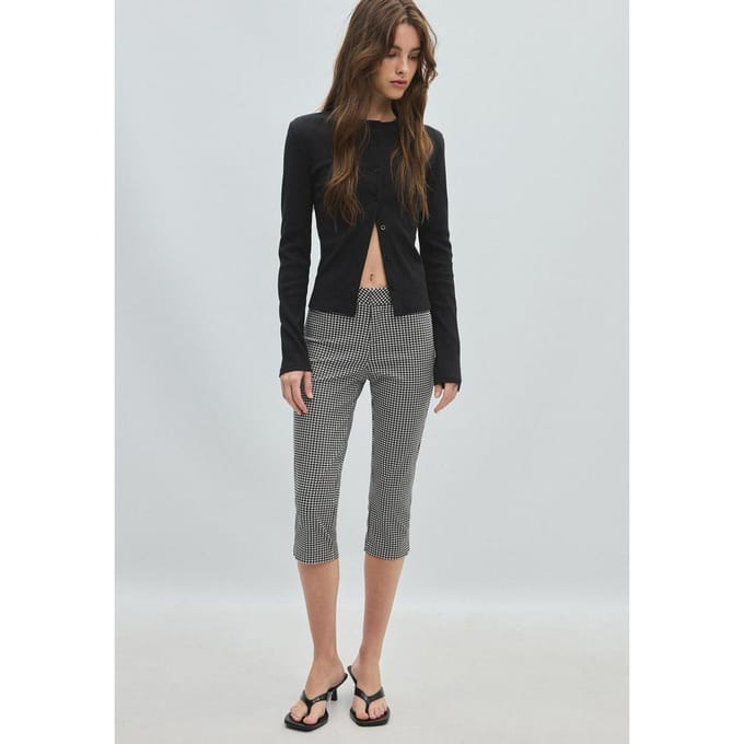 Stradivarius Gebreid vest met schoudervullingen  Zwart S
