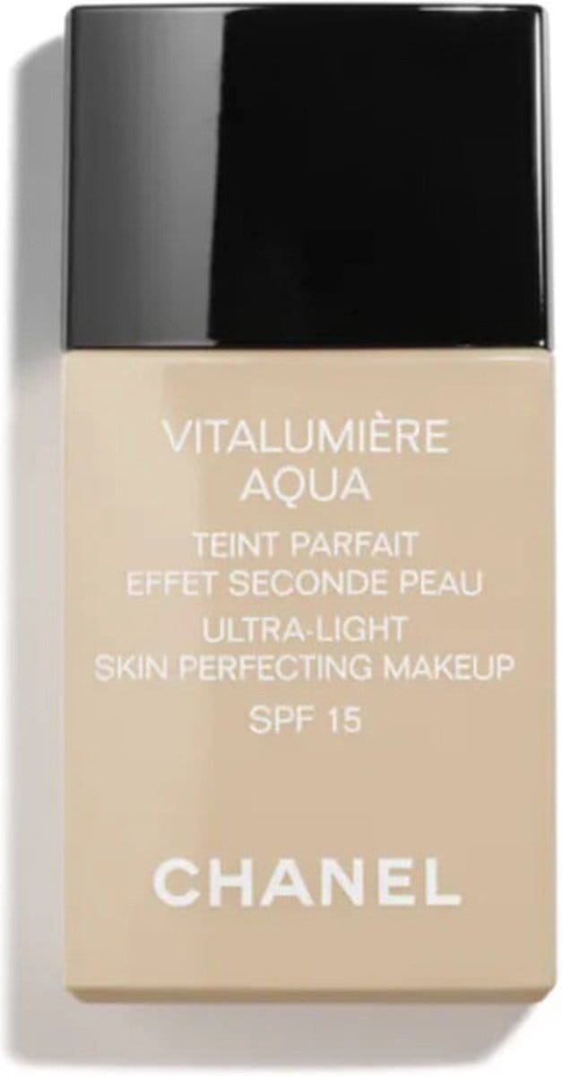 Chanel Vitalumiere Aqua Ultra Light Foundation  - SPF 15