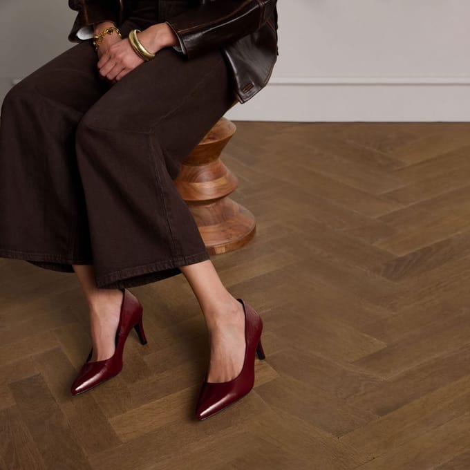 Manfield - Dames - Burgundy lakleren pumps - Maat 41