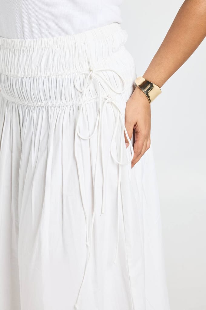 boohoo Dames Plus Geplooid Maxi Rok | Wit | Maat: 48