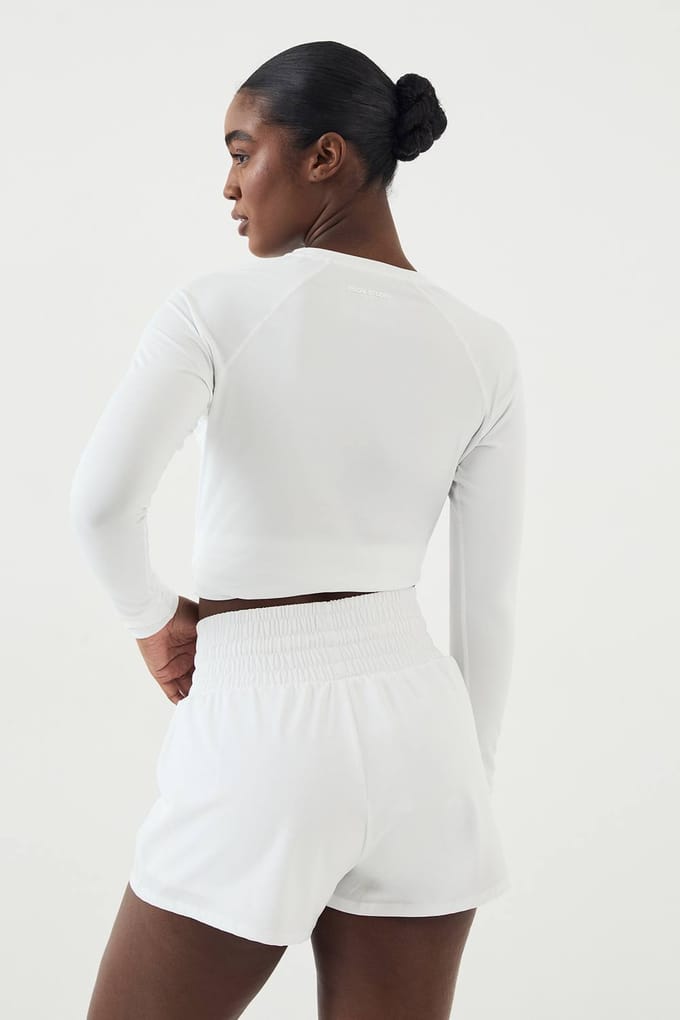 Dames DSGN Studio Hoge Taille Diepe Tailleband Hardloopshort | White | Maat: XL