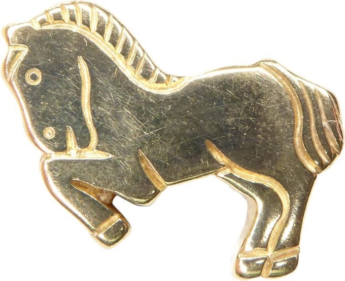 Gouden plat paard hanger